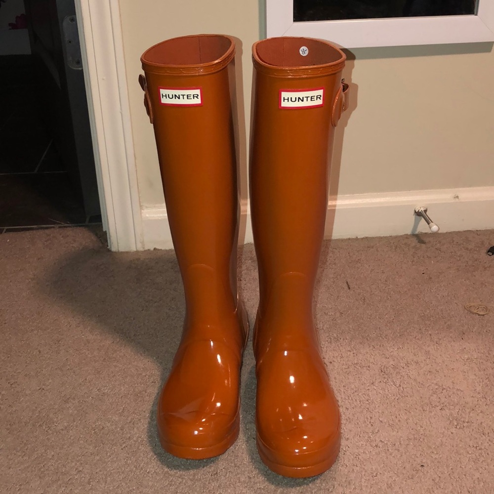 Tall Glossy Hunter boots (burnt orange color)